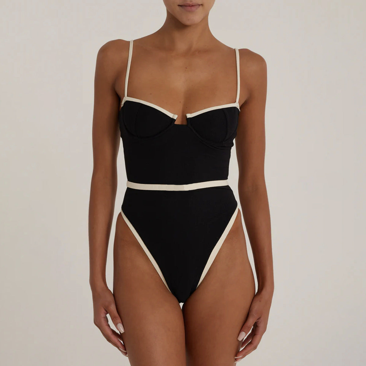 Noirée – One Piece