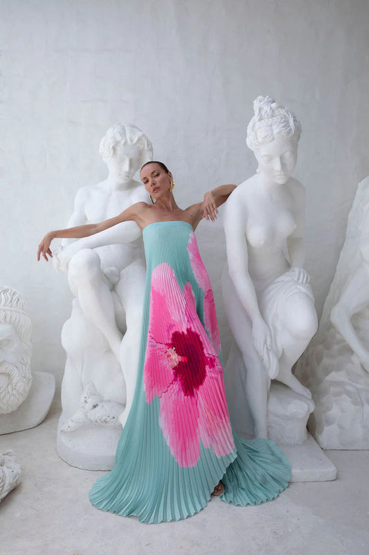 Selena – Pleated Maxi Dress